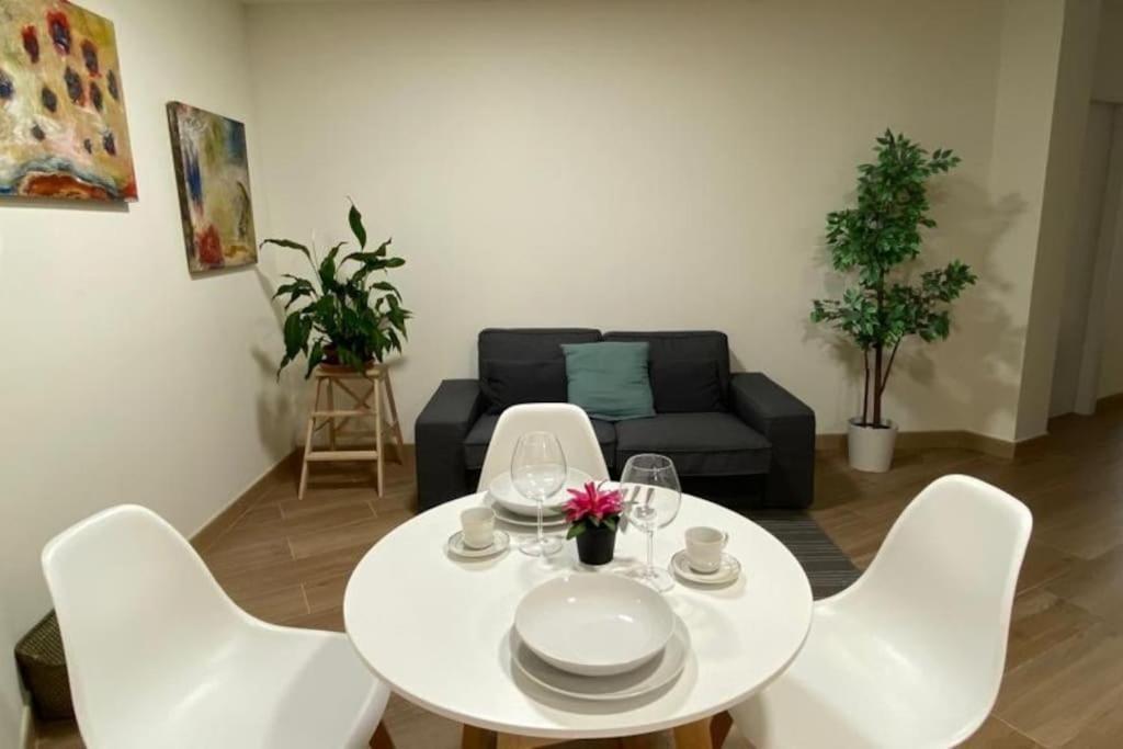 La Casa Del Arbol Apartment กอร์คูบิญอน ภายนอก รูปภาพ