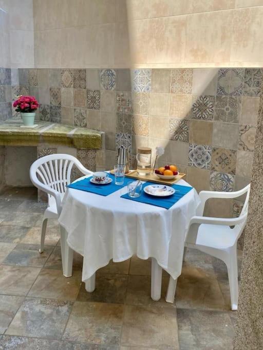 La Casa Del Arbol Apartment กอร์คูบิญอน ภายนอก รูปภาพ